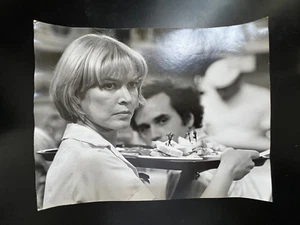 ALICE DOESN'T LIVE HERE ANYMORE ORIGINAL OVERSIZED PHOTOGRAPH 1975 SCORSESE - Picture 1 of 1