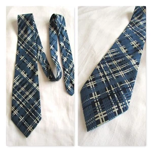 Vintage silk tie cravate, blue patterned, pure silk, french 70's neck tie - Picture 1 of 5