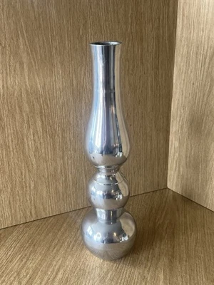 "Florero burbuja escandinavo vintage de aluminio pulido de 15,75"" de alto" Foto 1 de 4