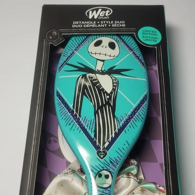 Wet Brush Jack Nightmare Before Christmas Detangling Hair Brush & Scrunchie Kit - Image 1 of 4
