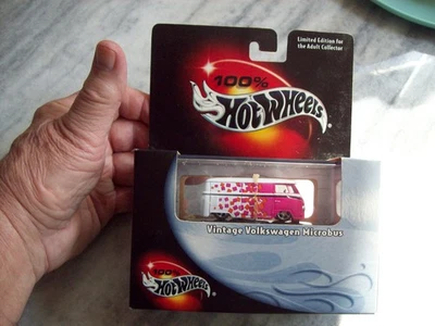 HOT WHEELS VINTAGE VW MICROBUS IN BLACK BOX....rubber bands dried out - Image 1 of 2