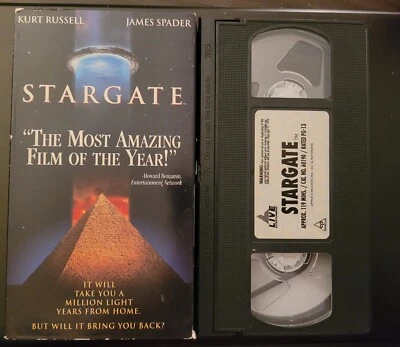 1995 Live Entertainment VHS: Stargate (Kurt Russell, James Spader) - Image 1 of 4