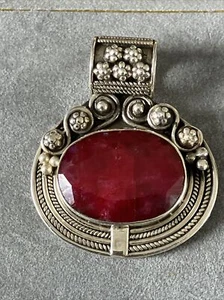 Sterling Silver Indian Bali Ruby Stone Pendant - Picture 1 of 12