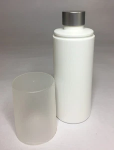 Leere 100ml Überverschluss Flaschen mit matt silbernem Schraubverschluss *BELIEBIGE MENGE* - Bild 1 von 2