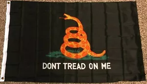 Neu GADSDEN SCHWARZ TRITT NICHT AUF MICH TAKTISCHE 3x5ft FLAGGE überlegene Menge US-Verkäufer - Bild 1 von 4