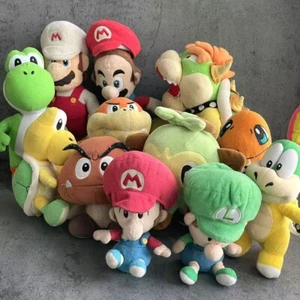Super Mario Collezione di 12 Peluche Usati Nintendo Memorabilia 6"-11" - Foto 1 di 7
