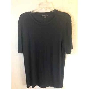 Universal Stanrdad T-Shirt schwarz - Bild 1 von 11