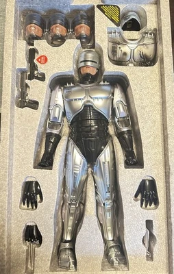 Hot Toys Robocop MMS202-D04 Complete 1/6 Scale Figure Diecast  - Image 1 of 4