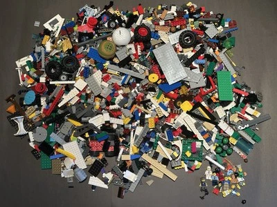 LEGO Bulk Lot of 7 Pounds Mixed Parts and Pieces Genuine Lego Mini Figures Etc - Image 1 of 4
