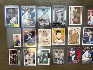 Lotto Derek Jeter (28) 2025 Topps, 2009 inserti, SP, Mini, varianti, cromo - Foto 1 di 11