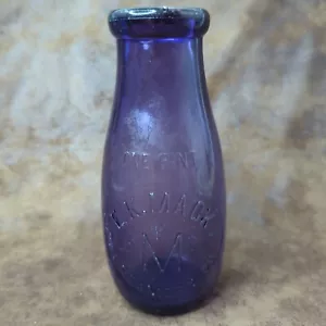 Prendedor de bolos púrpura de una pinta crema E. K. Mack botella de leche Pressland Farms - Imagen 1 de 8