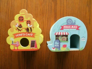 Lot of 2 Decorative Wood Houses, Snail Mail & Honey Cafe w/ storage inside ~4.5" - Picture 1 of 6