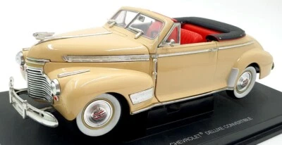 Universal Hobbies 1/18 Scale 12624A - 1941 Chevrolet Deluxe Convertible - Cream - Image 1 of 4