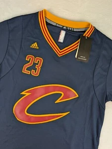 Maglia Lebron James Cleveland Cavaliers manica Adidas Swingman Medium Navy nuova con etichette - Foto 1 di 9