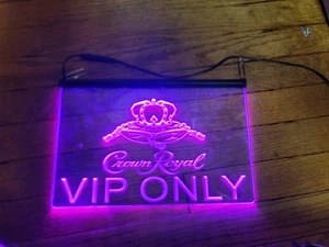 Letrero de barra de neón Crown Royal VIP solo LED whisky USB rosa - Imagen 1 de 7