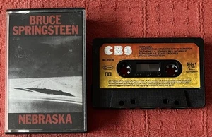 BRUCE SPRINGSTEEN - UK CASSETTE TAPE - NEBRASKA - PAPER LABELS - Picture 1 of 6