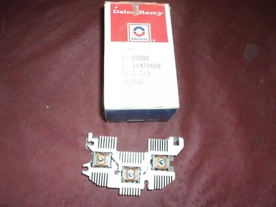 Новый из старых запасов мост выпрямителя генератора переменного тока Delco 10470609 GMC Chevrolet B6000 C5000 C6000 - Изображение 1 из 3