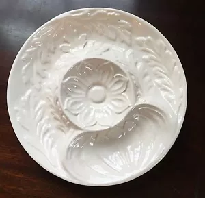 Vintage Whittier Keramik 1975 Hergestellt in den USA Weiße Majolika Runde Chip Dip Platte 10" - Bild 1 von 4