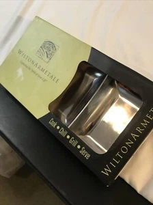 New in box - Wilton Armetale Metal Serving Tray - Picture 1 of 6
