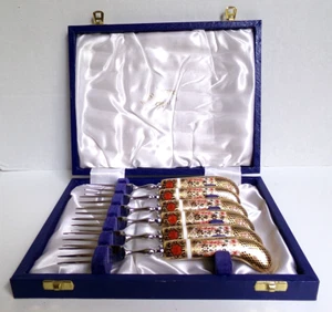 Royal Crown Derby Old Imari  Boxed Fruit Forks with Porcelain Handles Set of 6 - Picture 1 of 19