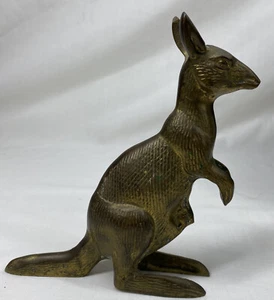 Vintage Messing australische Mutter Känguru mit Baby Statue Figur 6" groß - Bild 1 von 9