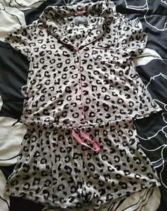 PJ Couture grau/rosa Leopard Tiermotiv Pyjama Knopf Shorts Set weich dünn XL - Bild 1 von 6