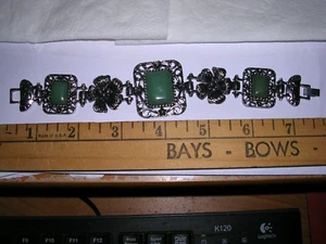 VINTAGE, Beautiful  Green GLASS & Cast Metal Bracelet, See Pictures ask question - Picture 1 of 12