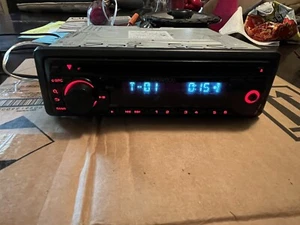 KENWOOD KDC-152 CAR STEREO - Picture 1 of 7