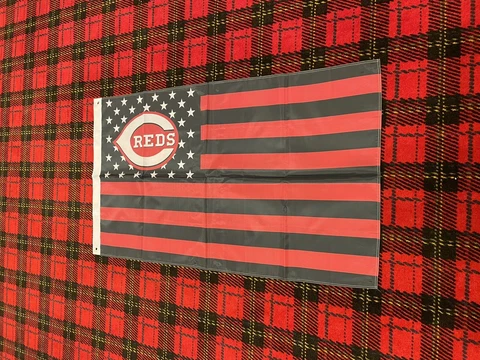 Brand New Cincinnati Reds flag 3 foot by 5 foot Cover