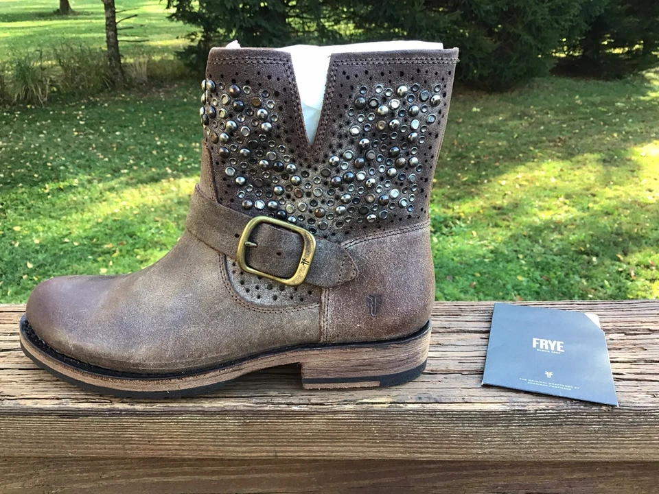 Frye Veronica Deco Bootie 70916 Womens Brown Suede Engineer BOOTS 6