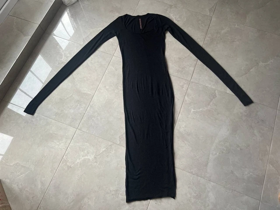 VESTIDO LARGO MAXI DE LANA RICK OWENS LILIES MANGA LARGA NEGRO PARA MUJER Foto 1 de 4