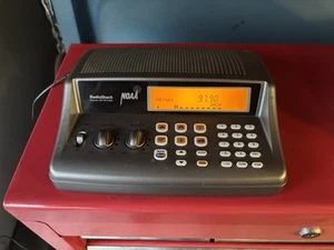 Radio Shack PRO-405 Desktop Scanner/Radio with Weather Alert - Zdjęcie 1 z 6
