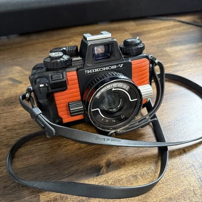 Cámara fotográfica Nikon Nikonos V naranja submarina 35 mm *NO PROBADA* Foto 1 de 4