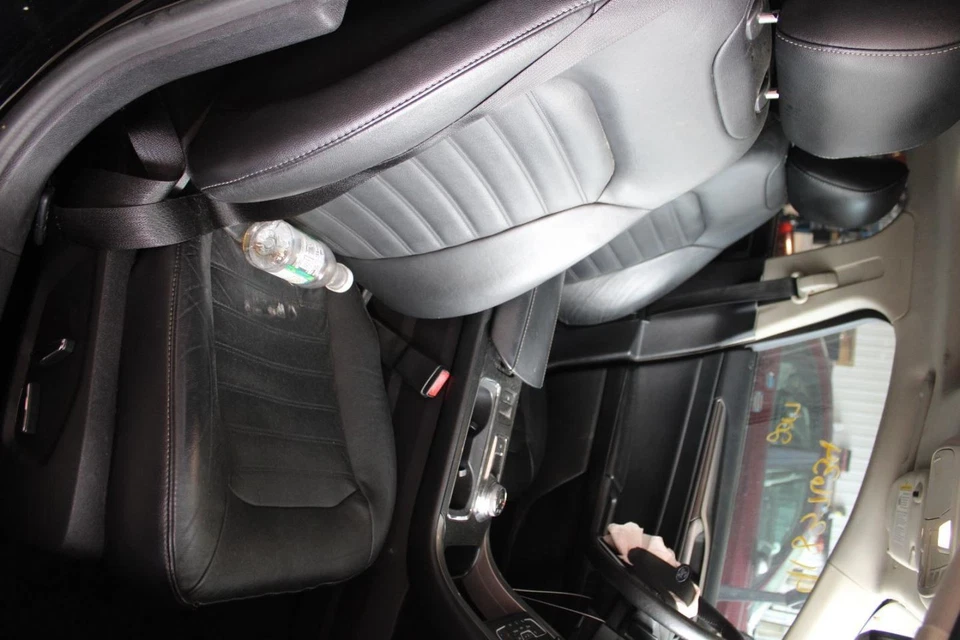 2017 Ford Fusion Passenger Front Seat Bucket Black Leather Used 401091 - Imagem 1 de 4