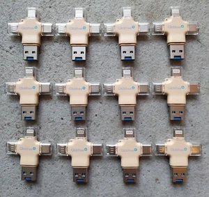 CLICKFREE PHOTO PICTURE KEEPER BACKUP UNIVERSAL STORAGE, USED, LOT OF 12 - Picture 1 of 10