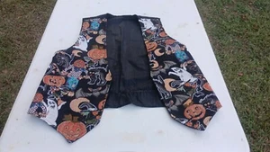 The Manual Woodworkers & Weavers Halloween Weste schwarze Katze Fledermäuse Jack O Laterne - Bild 1 von 11