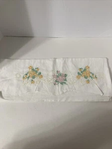 Pillowcase 18”X29" Pillow Case Scalloped Edge Cottagecore 1970s Style Floral - Picture 1 of 3