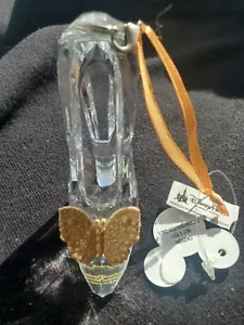 RARE DISNEY PARKS CINDERELLA GLASS SLIPPER SHOE ORNAMENT - Picture 1 of 5