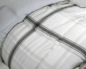 Big One Scotchgard Gray Plaid Reversible Down Alternative King Comforter - Picture 1 of 4