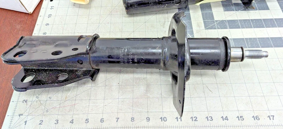 1985~90 Buick Cadillac Olds Bonnyville Front Gas Strut G56701 736505 NO BOX[B9S4 Foto 1 de 4