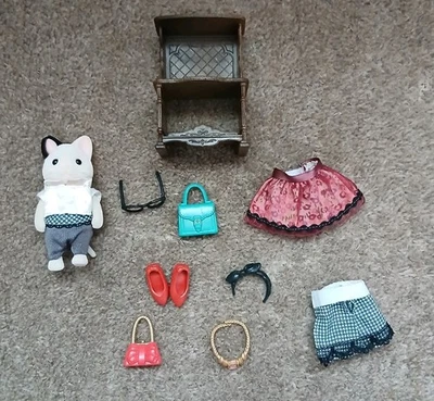 Sylvanian Families Designer Town Tuxedo Cat - Image 1 of 3