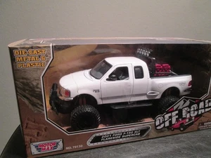 1 : 24 Ford F-150 XLT Flareside Supercab 2001  weiß/white   Off-Road   Motormax - Bild 1 von 3