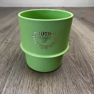 Vintage Tupperware Cup Mug Toast Of 1979 Green Retro - Picture 1 of 5