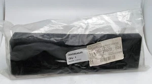 Genuine Bentley Continental Front Grille Foam Filler Piece P/N 3W0864646 - Imagen 1 de 4