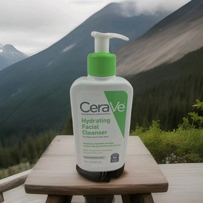 CeraVe Hydrating Facial Cleanser Eczema-Safe Dry Skin 8 oz - Image 1 of 2