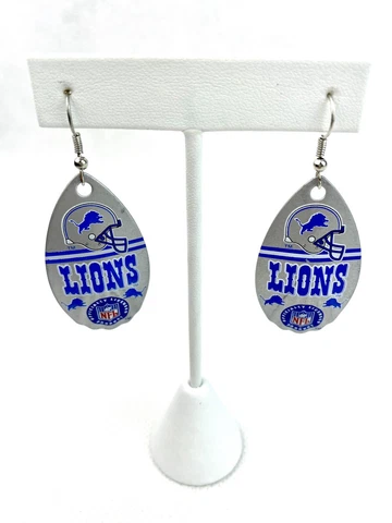 Detroit Lions NFL Logo Women’s Vintage Teardrop Spinner Hook Earrings Cover