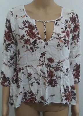 Junior Top women’s Full tilt Top 3/ 4 Sleeves Floral  Size S loose fit pullover - Image 1 of 4