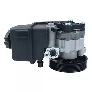Nouvelle Pompe de Direction Assistée pour Mercedes C Class W204 S204 C207 A207 - Picture 1 of 8