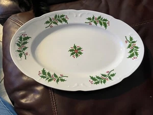 Vintage Serving Platter Made in Poland Porcelain Christmas Holly w/Gold Rim - Picture 1 of 3