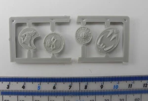4 ESCUDOS ORCOS MERODEADORES Plástico Orcos Orrucos Ejército Escudo Piezas Warhammer 1990 X3aA - Imagen 1 de 2